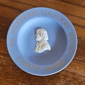 Wedgwood Collectors Society Plate - Blue and White